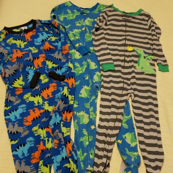 Carter's Other - Three 5T footed pajamas
